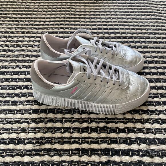 🌿Adidas Womens Samba Rose Lux Luster Metallic Silver Low Top Sneakers 5.5 - Picture 2 of 7